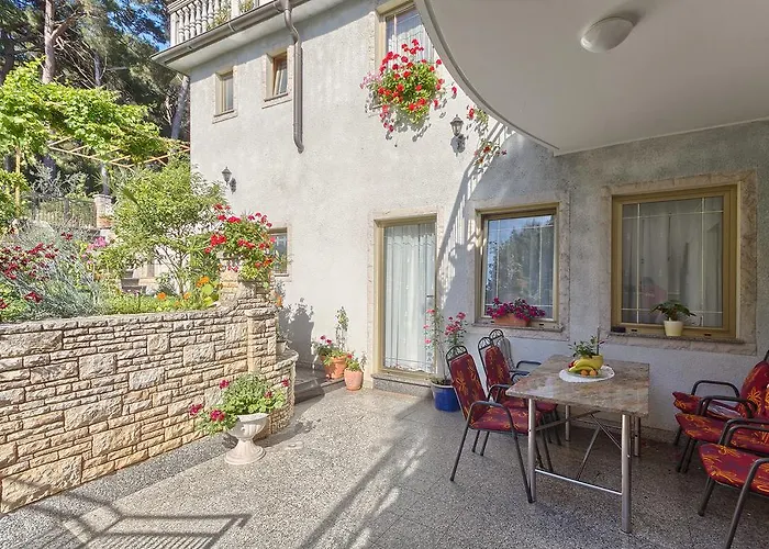 Apartamento Ljiljana *