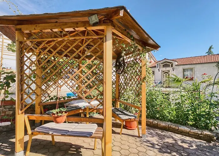 Apartamento Ljiljana *